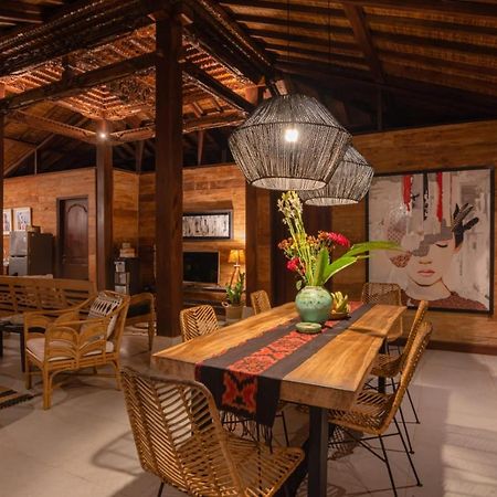 Villa Niyamas Ubud Bagian luar foto